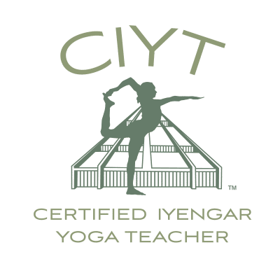 Certified Iyengar Yoga Teacher logo